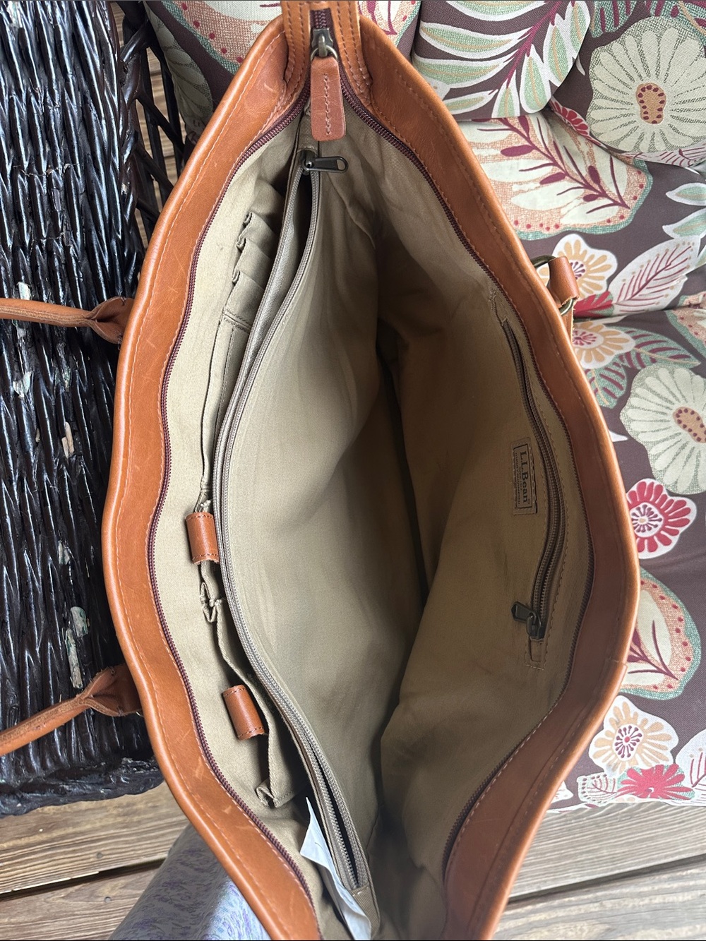 Vintage L L Bean Patchwork Leather-Trim Tote Bag in Multicolor - Picture 5 of 9